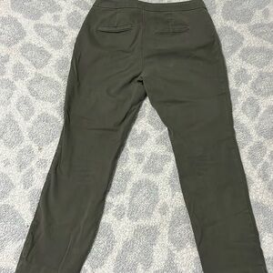 Women’s green pants